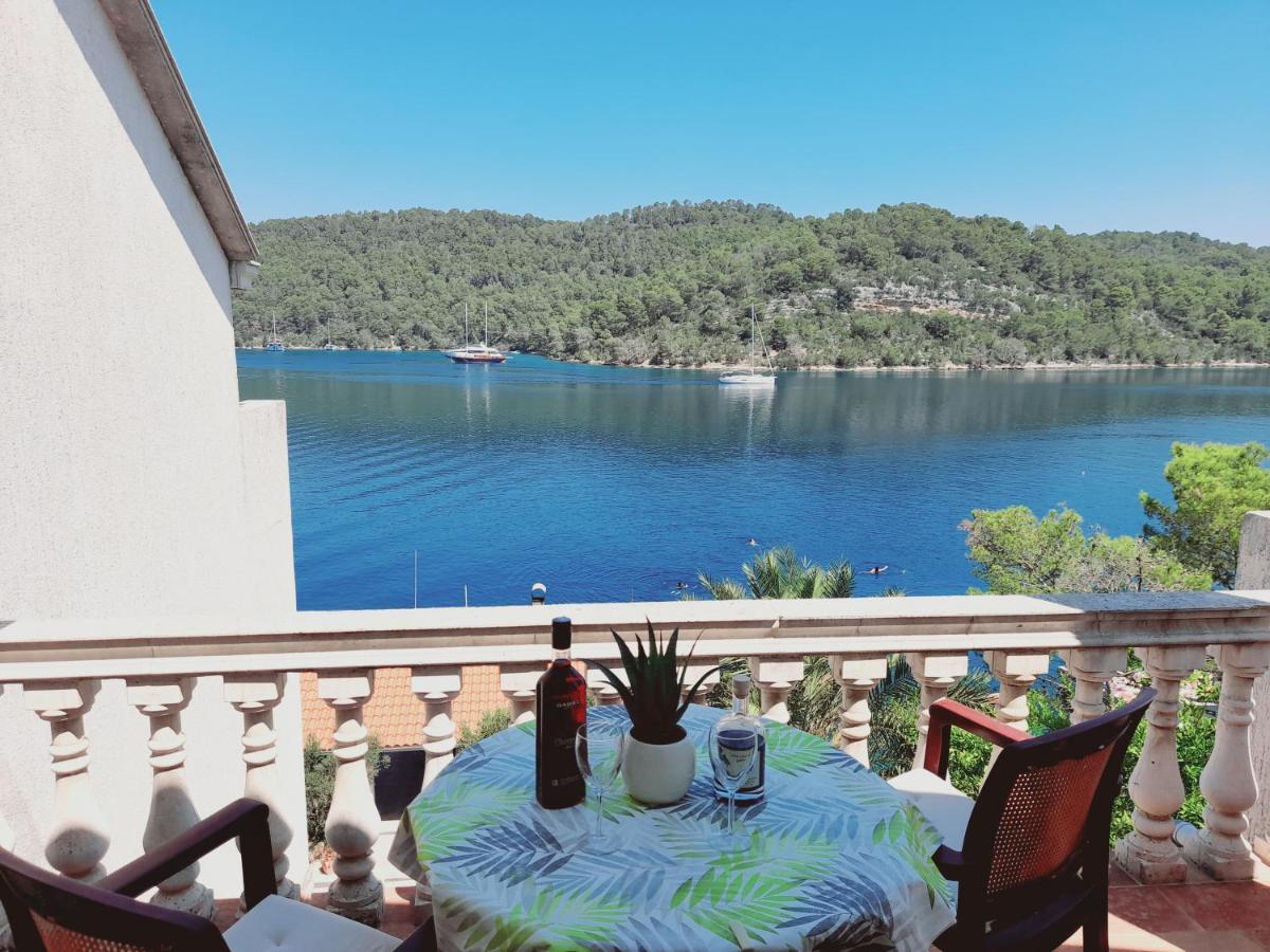 Apartments Sponga Полаче Экстерьер фото