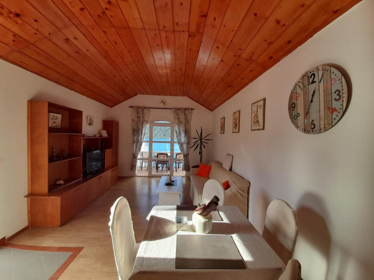 Apartments Sponga Полаче Экстерьер фото